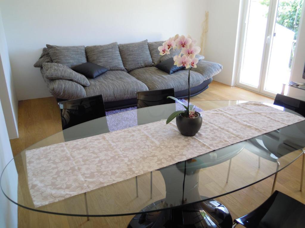 Legend Apartment *